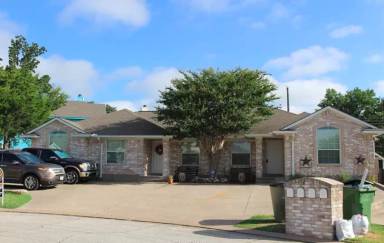 Main picture of 1401 Western Oaks Ct