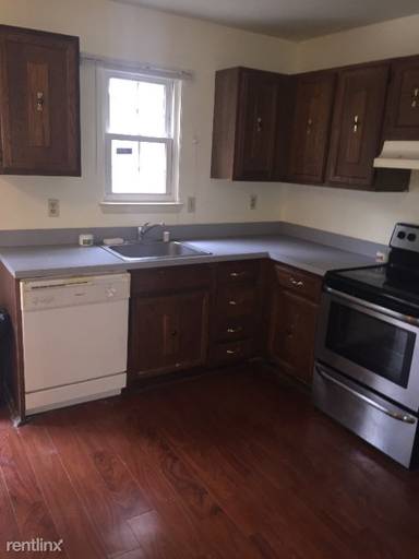 Main picture of 17767 Larchmont Ter