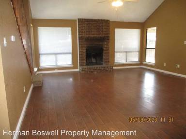 Main picture of 2638 Carrington Ln