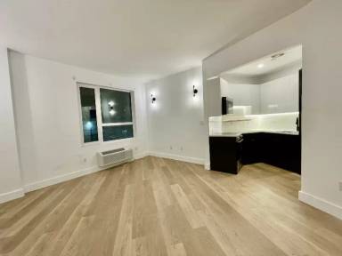 Main picture of 1042 President St
