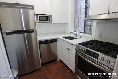 Main picture of 205 Mount Auburn St