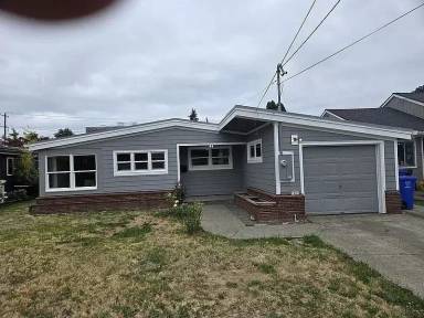 Main picture of 3205 NE 83rd Ave