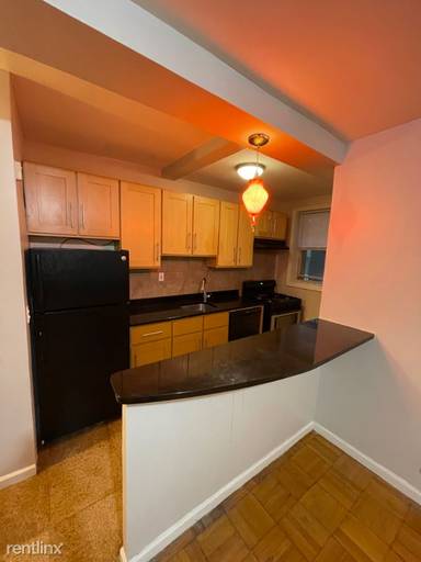 Main picture of 39 Duncan Ave