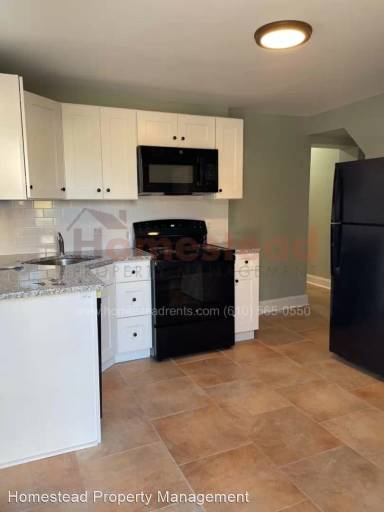 Main picture of 1125 Green St