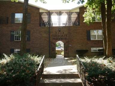 Main picture of 2124 Cherokee Pkwy