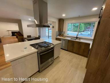 Main picture of 22219 104th Pl SE