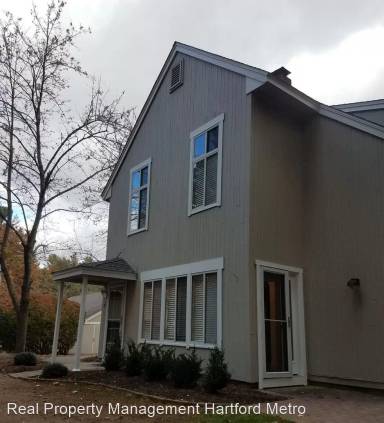 Main picture of 8 Pepperidge Ct