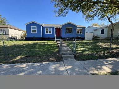 Main picture of 2641 Canberra Ct