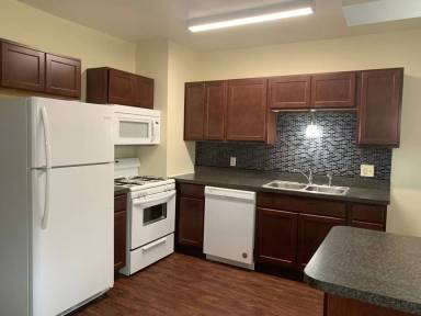 Main picture of 129 E Broadway Ave