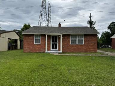 Main picture of 2926 Southwall St