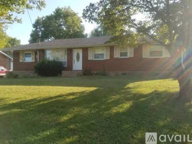 Main picture of 1998 Upland Dr