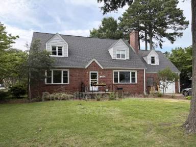 Main picture of 1300 Elk Ave Norfolk, VA 23518
