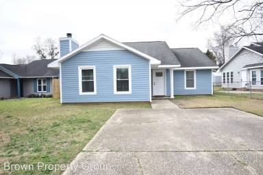 Main picture of 6827 Winchester St