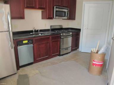 Main picture of 77 Hancock St
