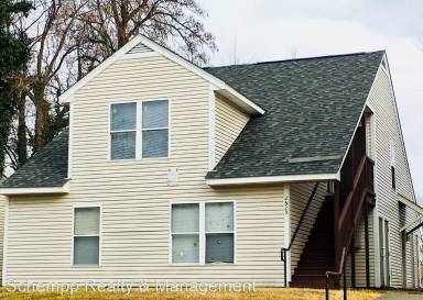 Main picture of 2525 Saint Xavier St