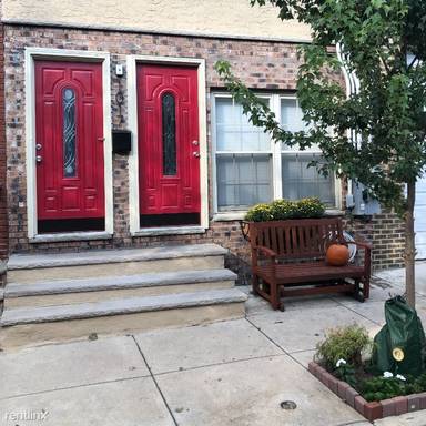 Main picture of 1017 Mountain St