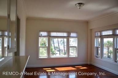 Main picture of St Regis Condominium