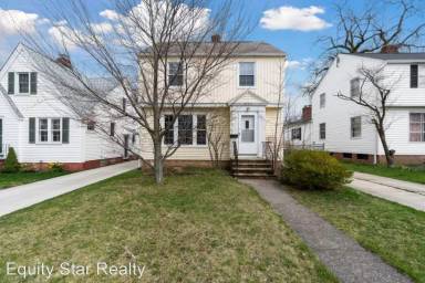 Main picture of 897 Quarry Dr