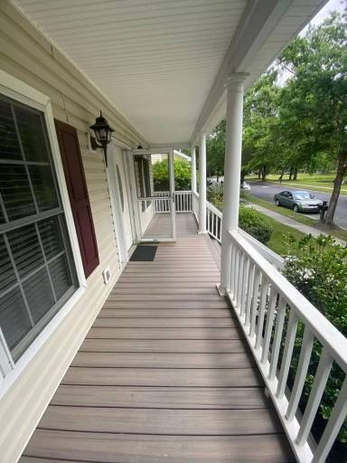 Main picture of 16 Barrington Ave
