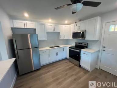 Main picture of 2741 SW 46th St