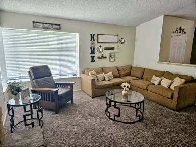 Main picture of 15352 Mesquite Ave