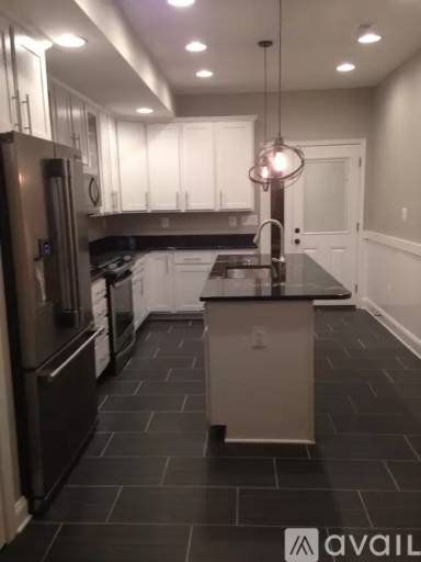 Main picture of 134 E Ostend St