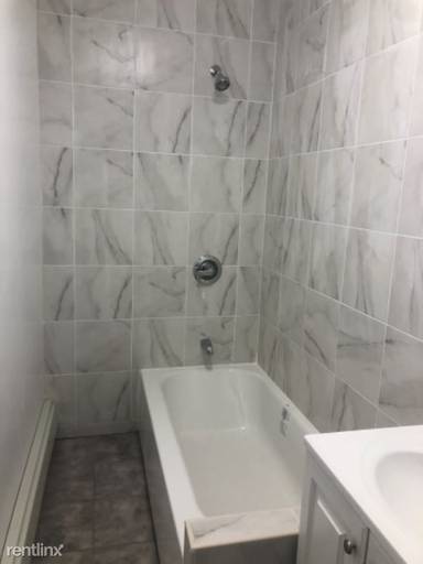 Main picture of 1025 College Ave