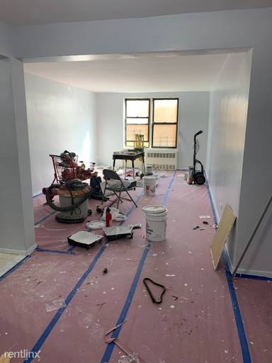 Main picture of 950 Rutland Road