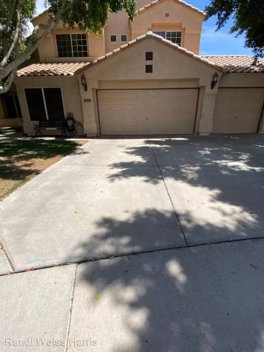 Main picture of 9857 E Idaho Ave