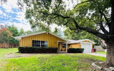 Main picture of 3320 Overland Dr