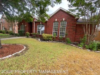 Main picture of 8216 Stone Ridge Dr