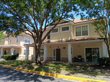Main picture of 1723 Forest Lake Cir W
