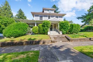 Main picture of 5734 NE 27th Ave