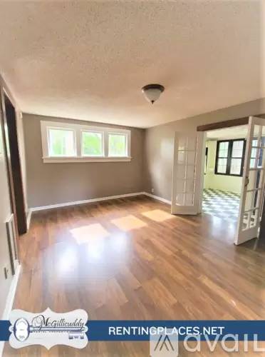 Main picture of 1507 Troupe St