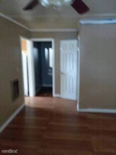 Main picture of 305 Lauderdale St NE