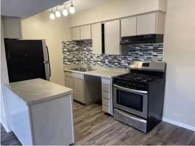 Main picture of 808 S Center St