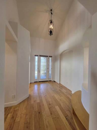 Main picture of 3300 Dog Leg Dr