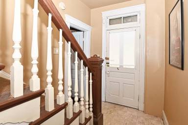 Main picture of 2549 Vestry Ave