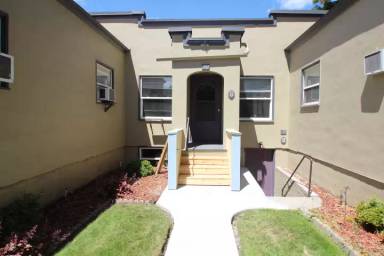 Main picture of 710 Monroe St