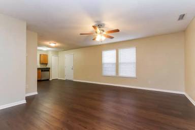 Main picture of 6852 Youngberry Dr