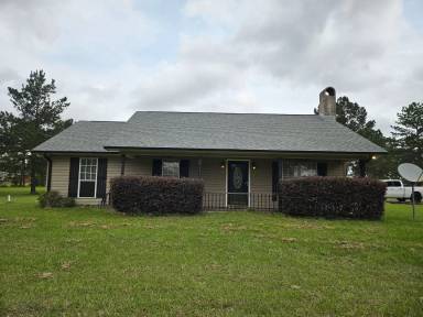 Main picture of 110 Lacey Ln