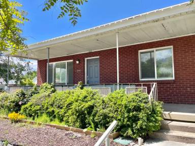 Main picture of 2564 S 1700 E