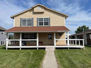 Main picture of 106 11th St