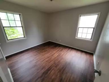 Main picture of 2720 Amherst St