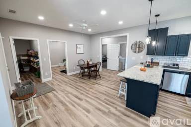 Main picture of 309 Redmond Rd NW