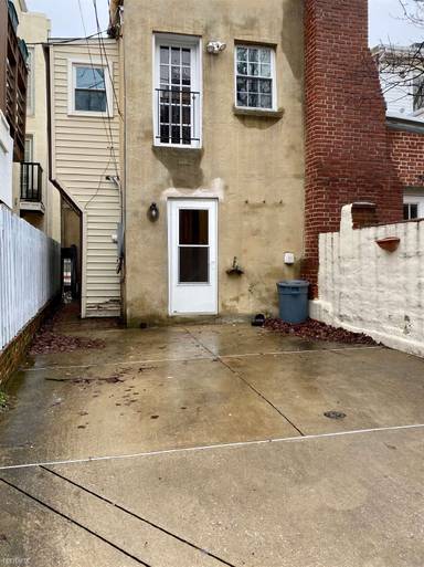 Main picture of 1423 William St