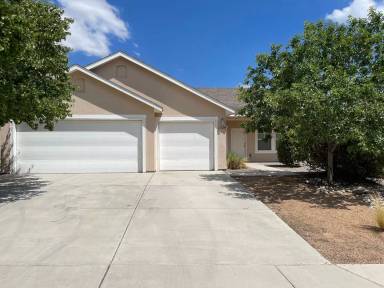 Main picture of 1324 Reynosa Loop SE