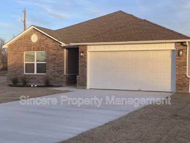 Main picture of 682 Redbud