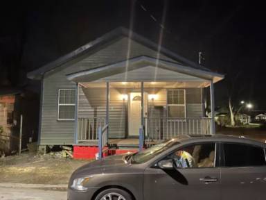 Main picture of 1310 Comer St