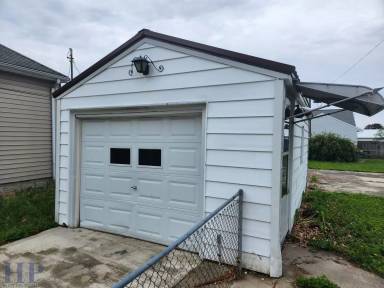 Main picture of 2616 Dewitt Ave